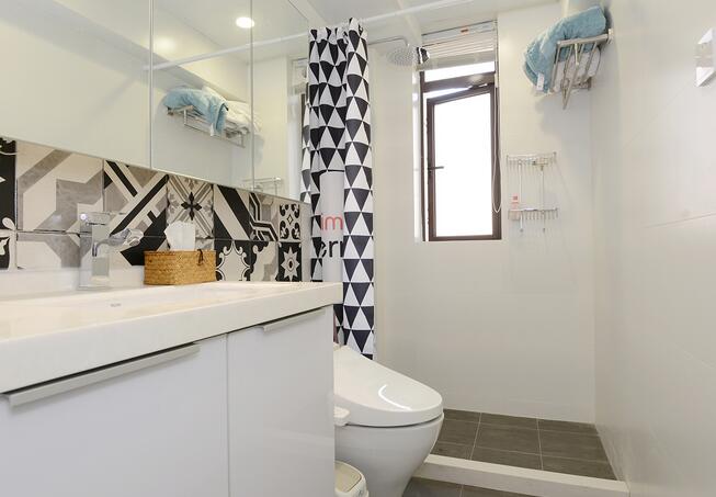 家里有老人，衛(wèi)生間怎樣裝修更合理？