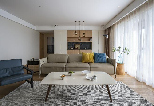 4個(gè)實(shí)用的衣帽間布局設(shè)計(jì)