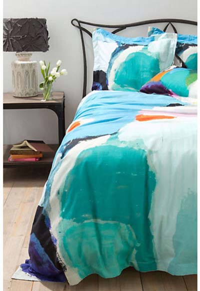 臥室床頭柜設(shè)計(jì)案例，打造清新舒適睡眠空間！