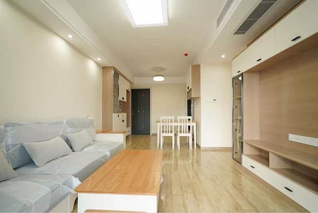 勤城達正大城簡約風(fēng)裝修，原木色系好清爽